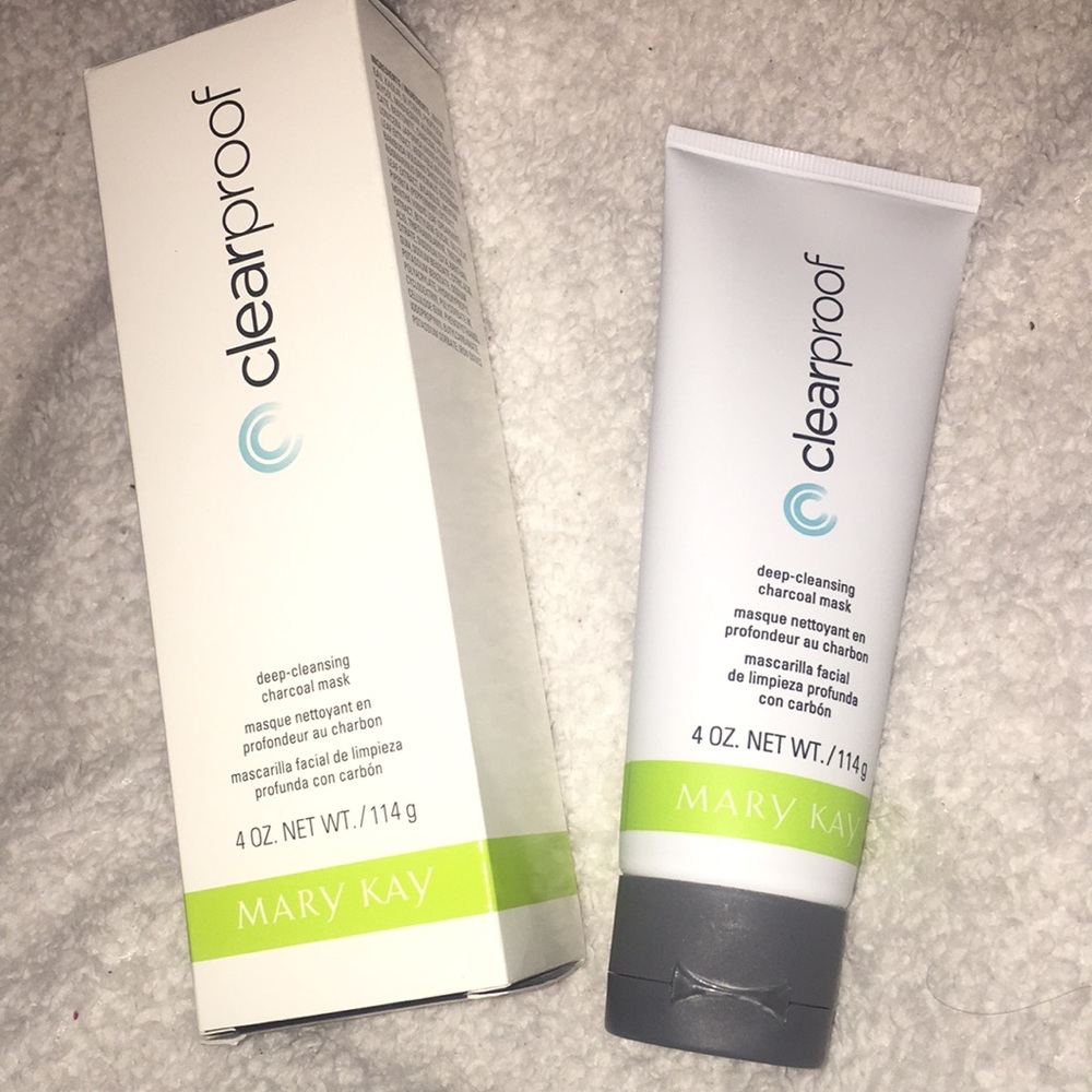 Mary Kay Clearproof deep-cleansing charcoal mask🖤